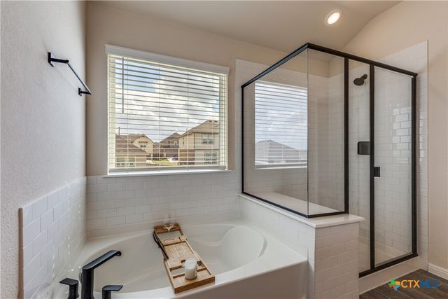 213 Sugar Cane Road, Buda, TX 78610