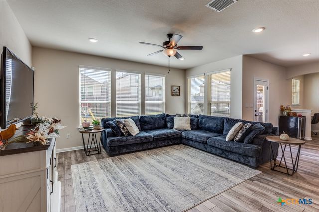 213 Sugar Cane Road, Buda, TX 78610