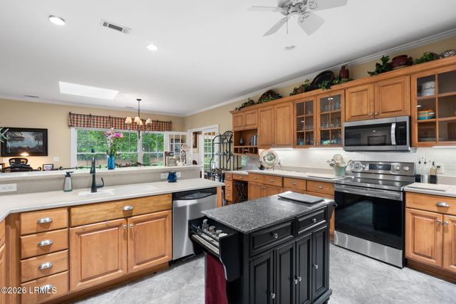 708 N Reeve Road, St. Helena Island, SC 29920