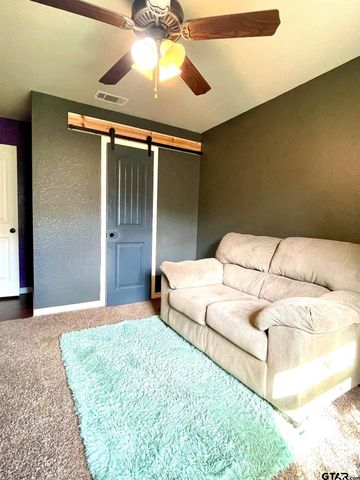 5440 Meadow West Ct., Flint, TX 75762