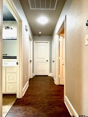 5440 Meadow West Ct., Flint, TX 75762