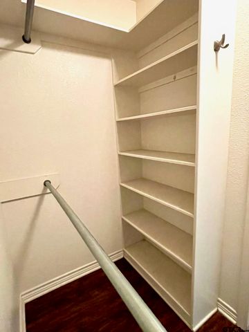 5440 Meadow West Ct., Flint, TX 75762