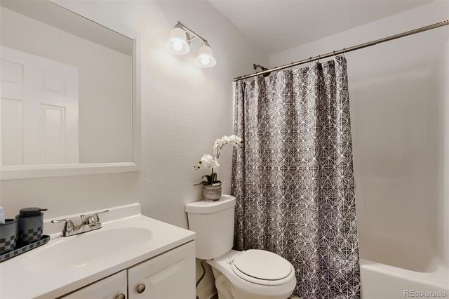 3920 Harbor Lane, Evans, CO 80620
