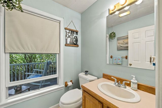 11 Highcrest Drive, Belmont, NH 03220