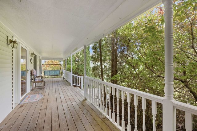 11 Highcrest Drive, Belmont, NH 03220