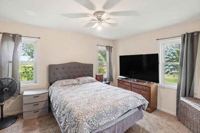 3428 S Comstock Avenue, Fremont, MI 49412