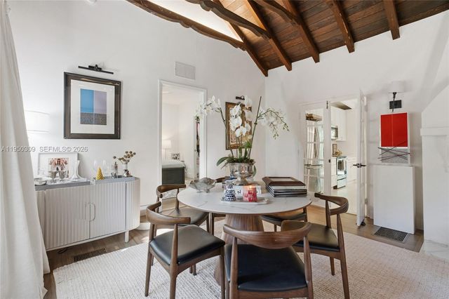 453 NE 89th St, El Portal, FL 33138