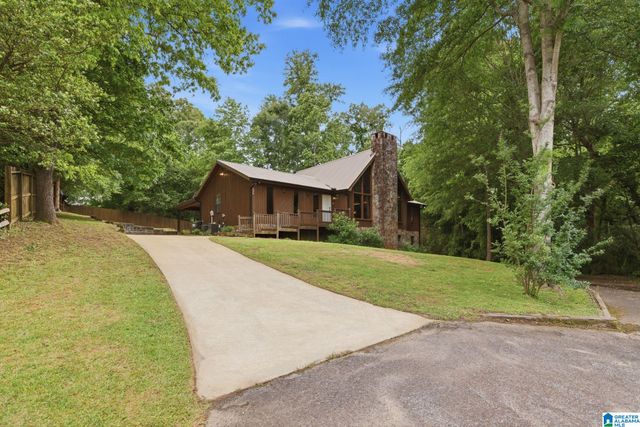 296 THOMPSON DRIVE, Gardendale, AL 35071