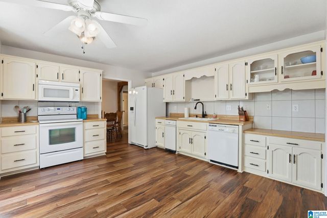 296 THOMPSON DRIVE, Gardendale, AL 35071