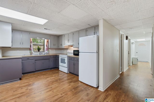 296 THOMPSON DRIVE, Gardendale, AL 35071