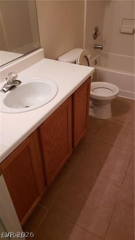10384 Midseason Mist Street, Las Vegas, NV 89183