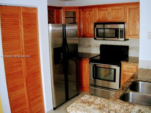 7200 NW 114th Avenue 307, Doral, FL 33178