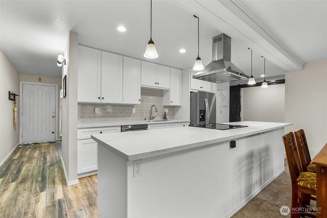 6930 Woodlands Way, Arlington, WA 98223