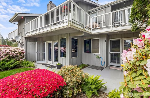 6930 Woodlands Way, Arlington, WA 98223