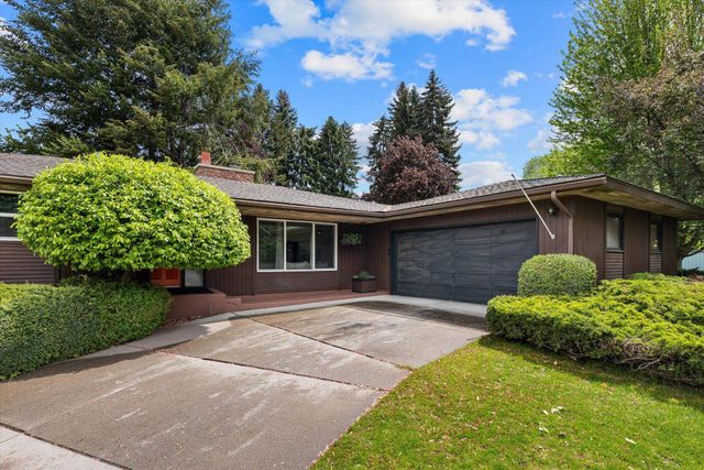 6113 S Crestline St, Spokane, WA 99223 property photo