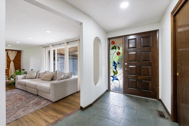 6113 S Crestline St, Spokane, WA 99223