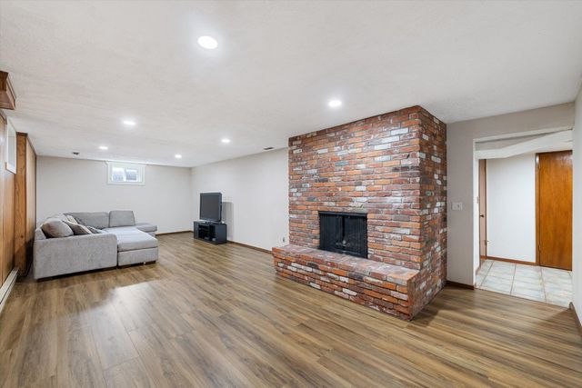6113 S Crestline St, Spokane, WA 99223