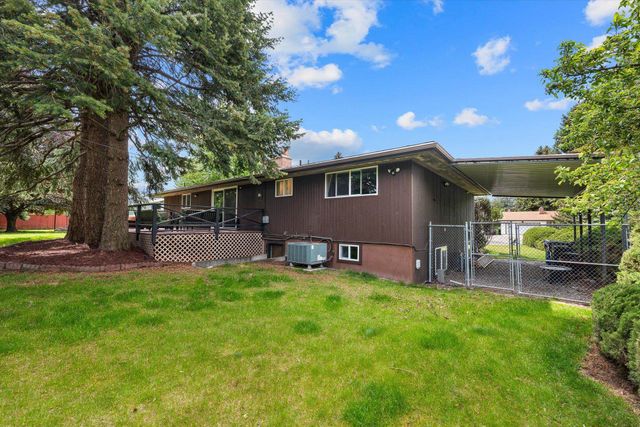 6113 S Crestline St, Spokane, WA 99223