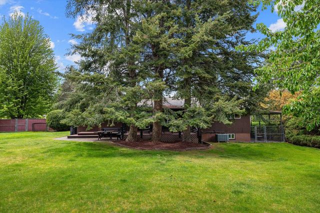 6113 S Crestline St, Spokane, WA 99223