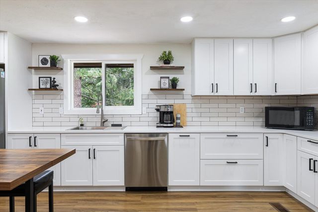 6113 S Crestline St, Spokane, WA 99223