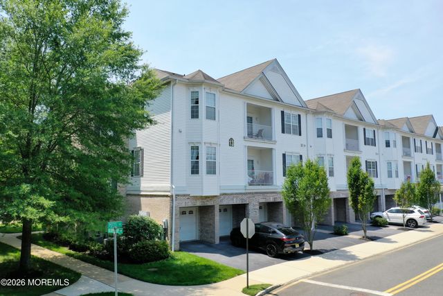 105 Potts Road, Morganville, NJ 07751
