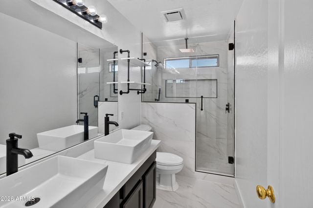 6933 W ST CHARLES Avenue, Laveen, AZ 85339