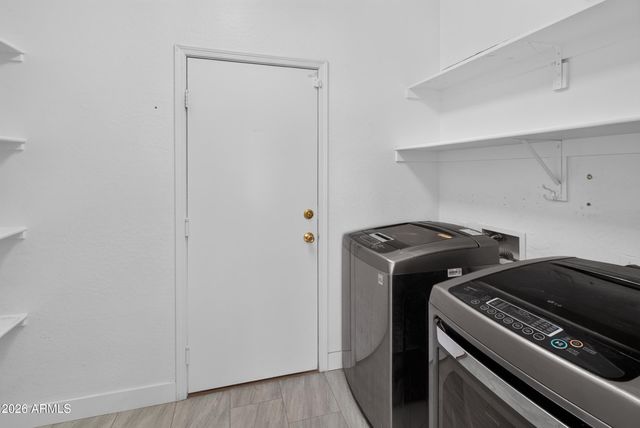 6933 W ST CHARLES Avenue, Laveen, AZ 85339