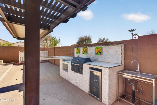 6933 W ST CHARLES Avenue, Laveen, AZ 85339