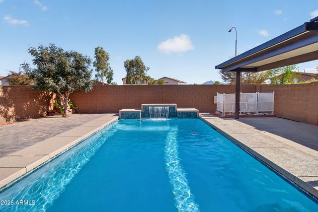 6933 W ST CHARLES Avenue, Laveen, AZ 85339