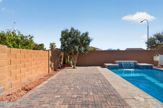 6933 W ST CHARLES Avenue, Laveen, AZ 85339