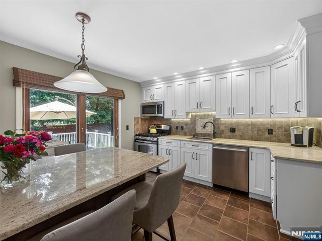 219 Kociemba Drive, River Vale, NJ 07675