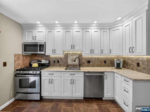 219 Kociemba Drive, River Vale, NJ 07675