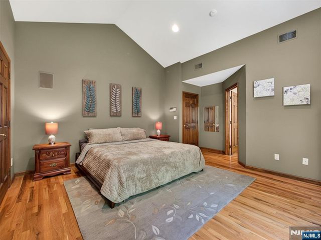 219 Kociemba Drive, River Vale, NJ 07675