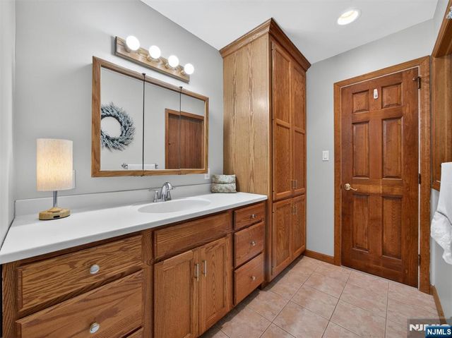 219 Kociemba Drive, River Vale, NJ 07675