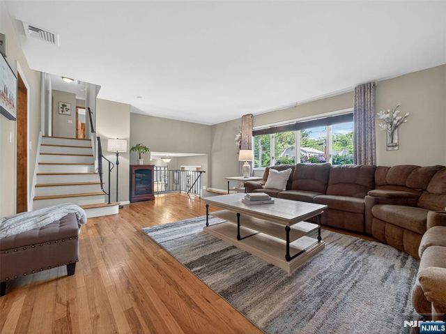 219 Kociemba Drive, River Vale, NJ 07675