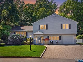 219 Kociemba Drive, River Vale, NJ 07675
