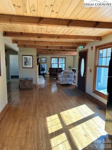 155 Gateway Drive 101, Boone, NC 28607