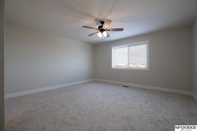 6450 N 13th Court, Lincoln, NE 68521