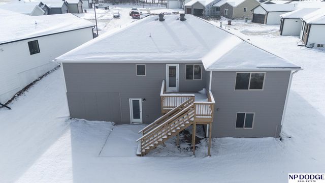 6450 N 13th Court, Lincoln, NE 68521