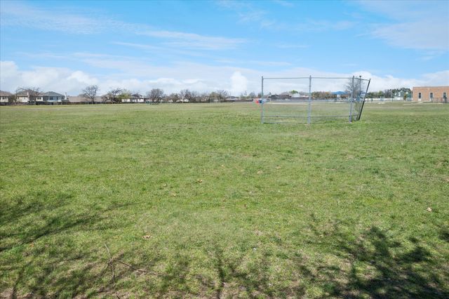 4524 Skipador Drive, Fort Worth, TX 76179