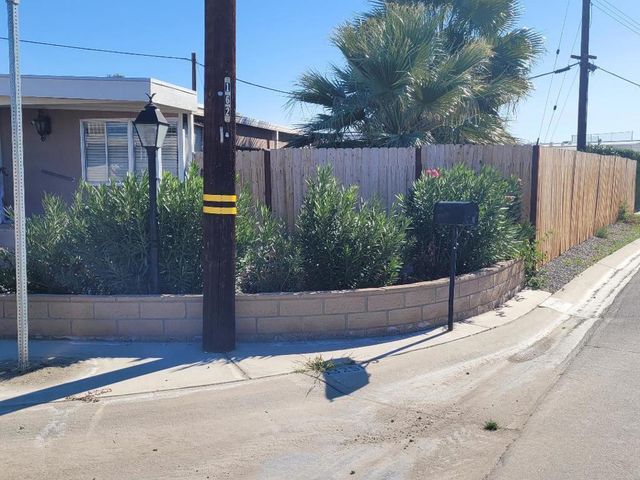 33250 Laura Drive, Thousand Palms, CA 92276