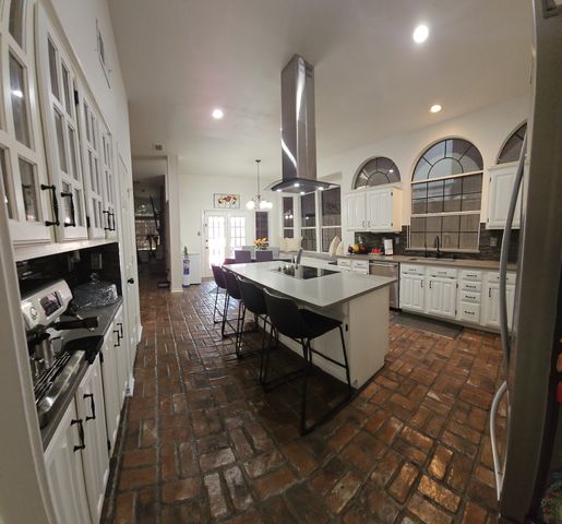 1402 Susan Lane, Carrollton, TX 75007