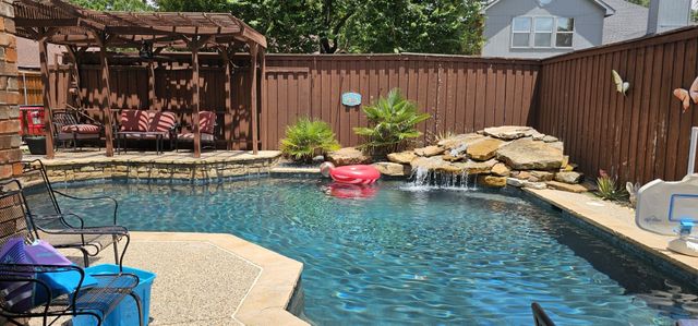 1402 Susan Lane, Carrollton, TX 75007