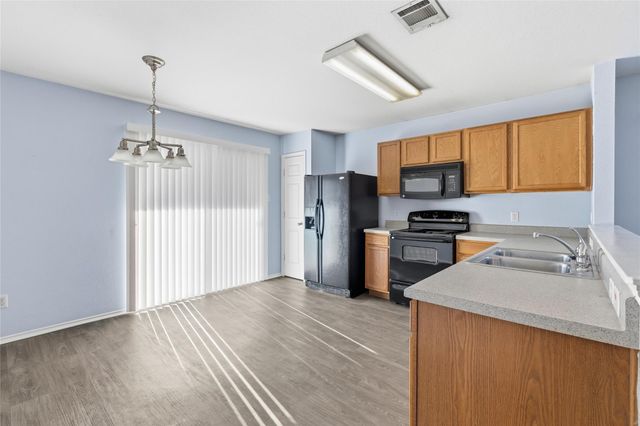 11321 Autumn Ash DR, Manchaca, TX 78652