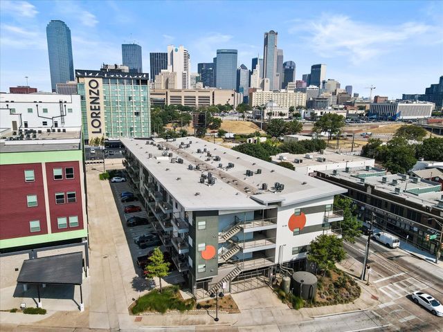 1111 S Akard Street 303, Dallas, TX 75215