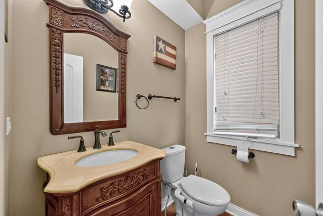 108 N Main Street, Algonquin, IL 60102