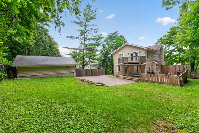 108 N Main Street, Algonquin, IL 60102