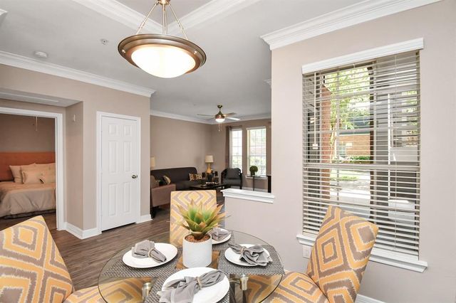 3225 Woodland Park Drive 0642, Houston, TX 77082
