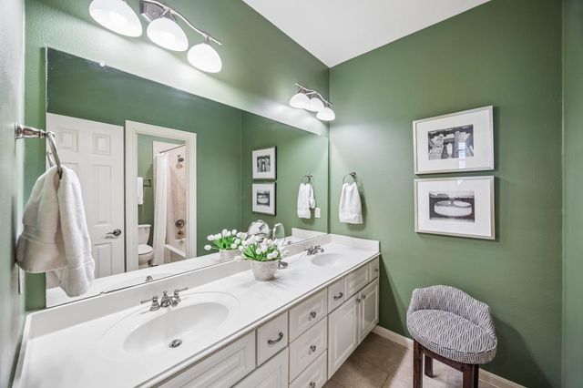 9322 Mystic Falls Lane, Humble, TX 77396