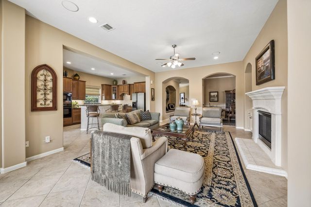 9322 Mystic Falls Lane, Humble, TX 77396